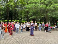 Танцевальный вечер подопечных ОДПП в парке 60-летия Октября 