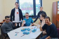 В ОРАИ  # 4 было проведено  занятие по изготовлению листьев из бумаги в технике оригами. В ОРАИ  # 4 было проведено  занятие по изготовлению листьев из бумаги в технике оригами.