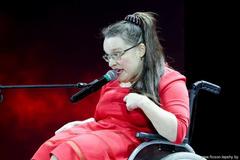 В Минском городском дворце культуры прошел гала-концерт фестиваля «Мастацтва жыць, тварыць мастацтва»