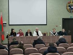 В уголовно-исполнительной инспекции УВД администрации Фрунзенского района г.Минска проведено очередное выездное заседание наблюдательной комиссии при администрации Фрунзенского района.