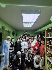 В отделении социальной реабилитации и абилитации #1 ГУ "Территориальный центр социального обслуживания населения Фрунзенского района г.Минска" состоялся Новогодний праздник