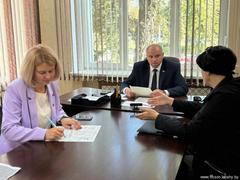 Диалог с жителями: глава администрации района Артём Шегидевич провёл личный приём граждан